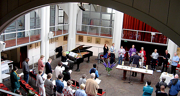 29 mei 2011 - De Duif gemeenschap in de Amstelkerk